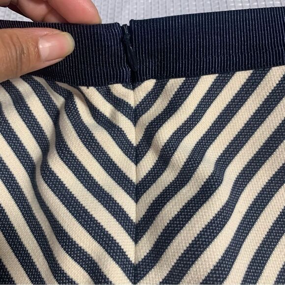 ANN TAYLOR Blue Cream Colorblock Striped Retro A-Line Skirt - Picture 7 of 10